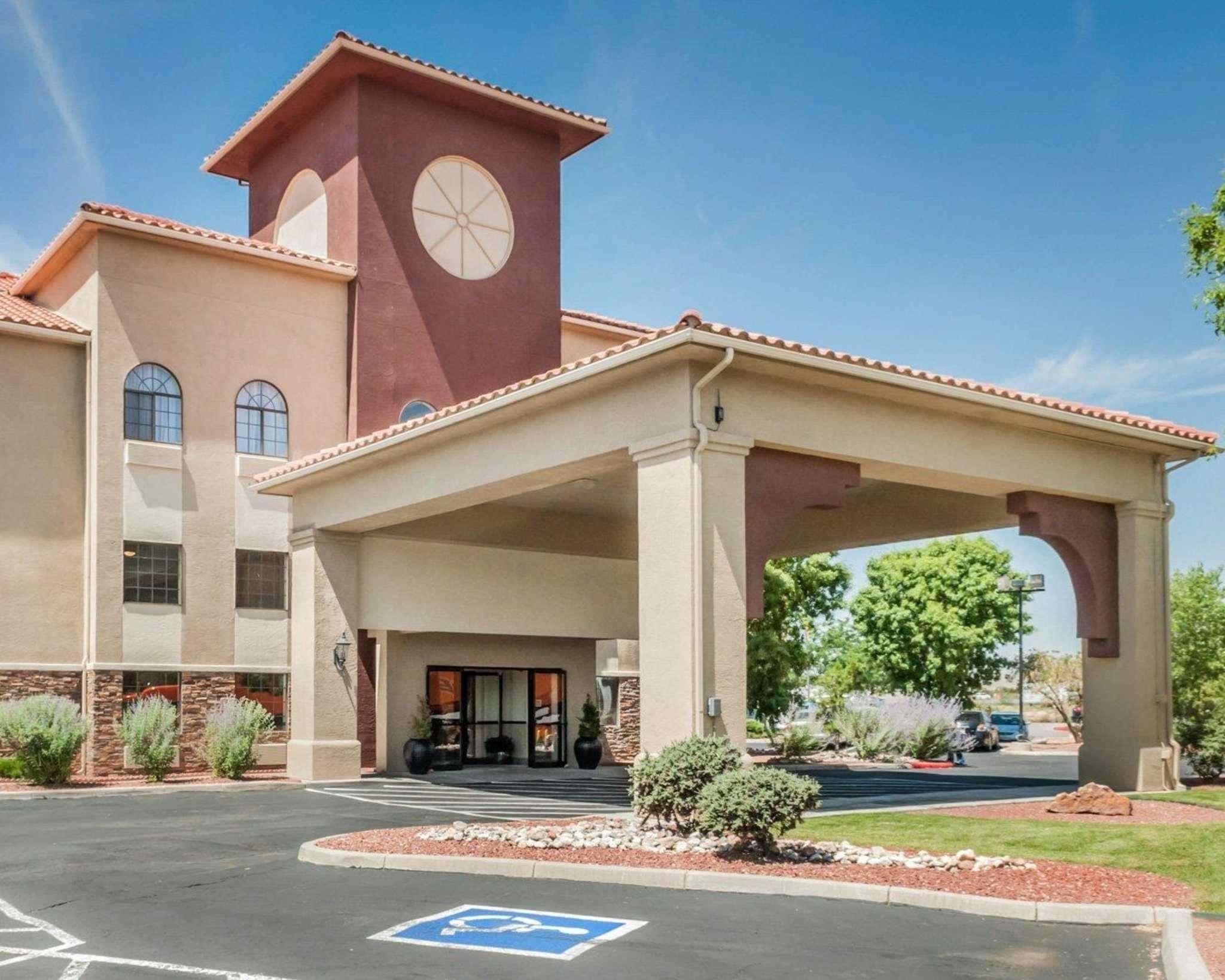 Quality Inn & Suites Albuquerque West Buitenkant foto